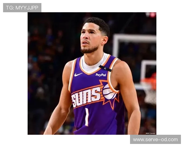 德文·布克三分拉开差距提升太阳关键回合得分效率